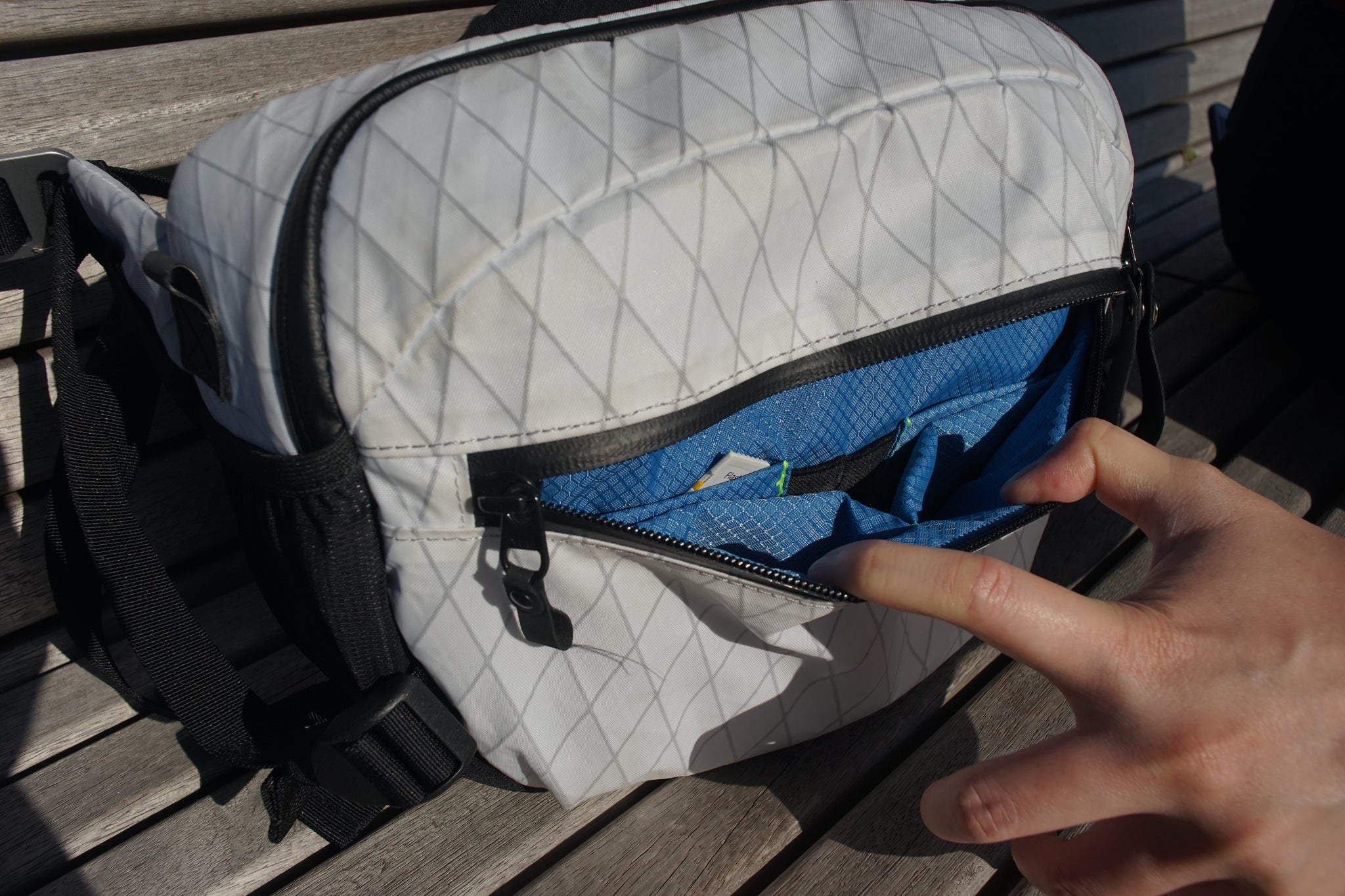 バッグ Instinct  X-Pac Pro Camera Sling Bag 7L X-Pac Pro Camera Sling Bag | Stormproof | Ultralight